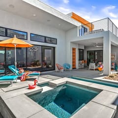 Haus of Elan: Designer Home | Pool, Spa, 3 Kings