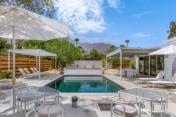 Casa Gia: High End Style in Palm Springs - Image 1